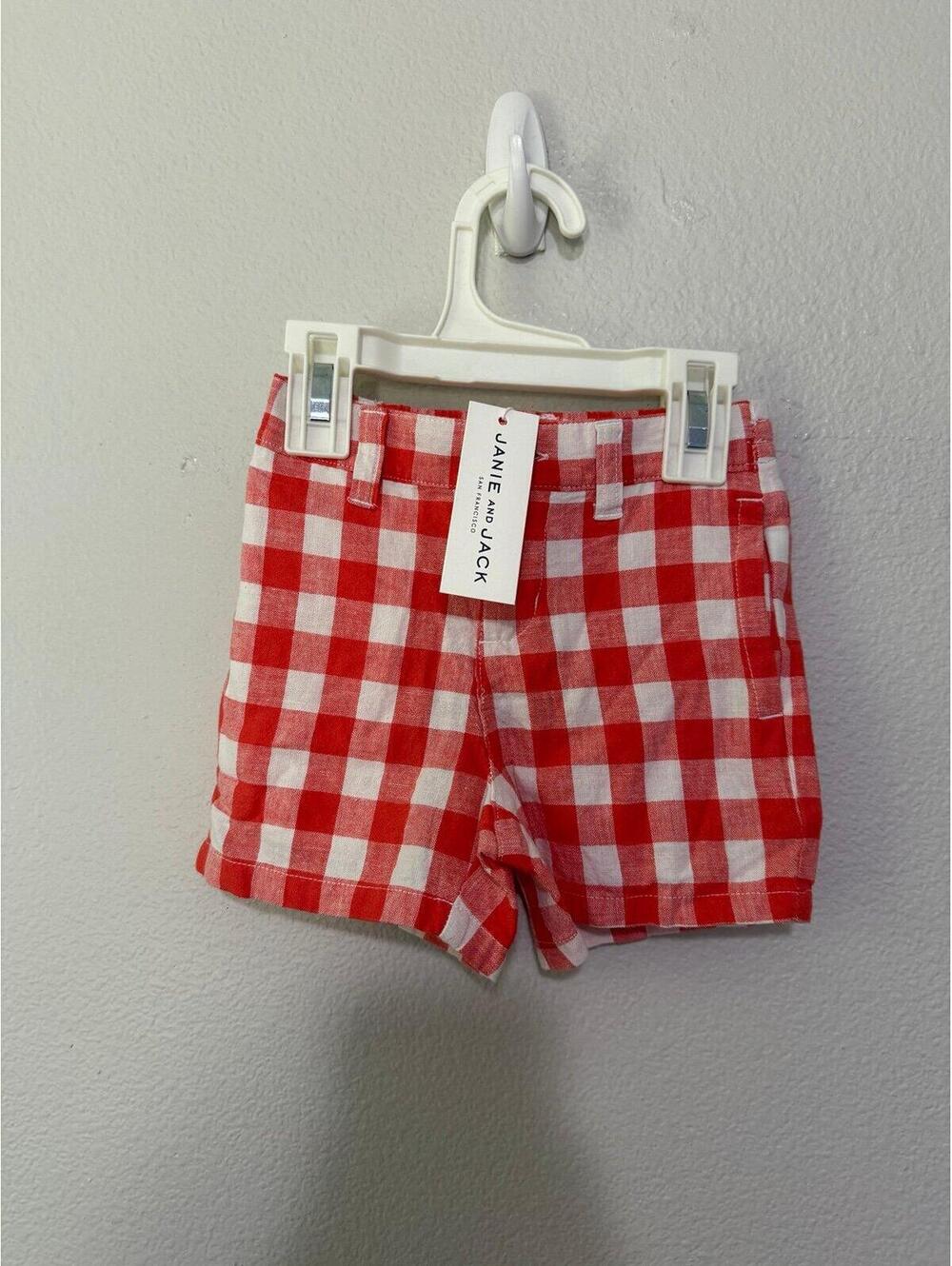 Janie & Jack shorts size 12-18m 
NWT 
$39 retail